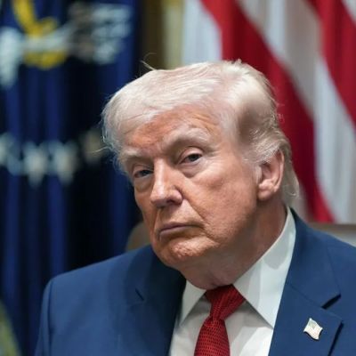 White House slaps down rumors Trump is at Walter Reed
