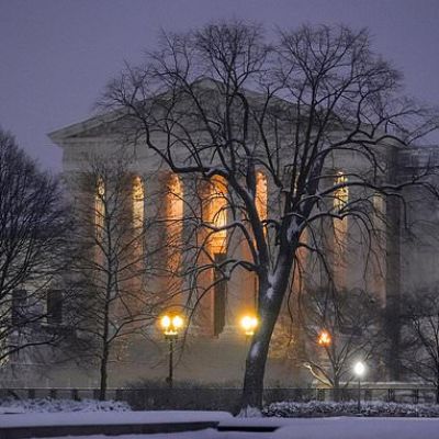 Supreme Court weighs Republican appeal to end limits on party…