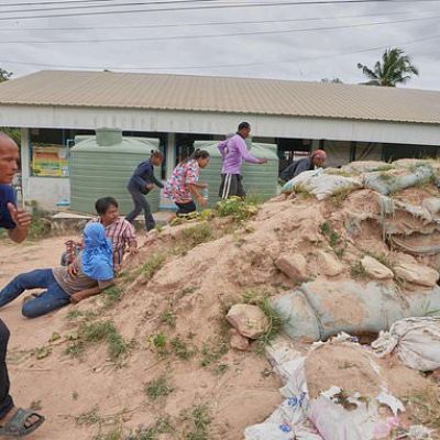 Fighting rages on Thai-Cambodian border despite Trump’s ceasefire…