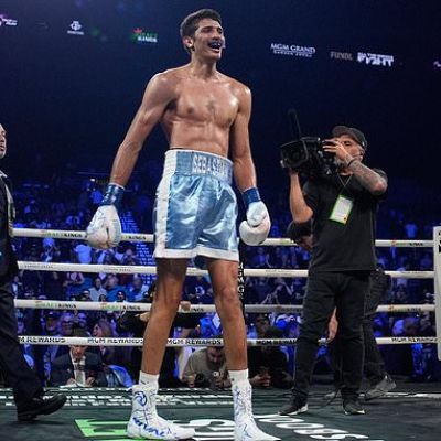 Fundora retains WBC super welterweight title with 6th-round KO of…