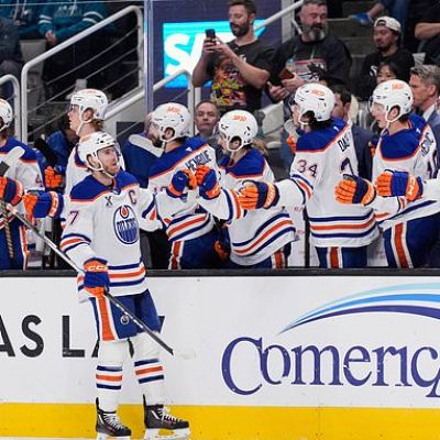 Connor McDavid’s hat trick leads the Oilers to a 5-2 win over the…