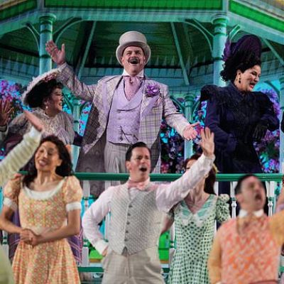 Tony winners thank voice teachers and babysitters as Broadway…