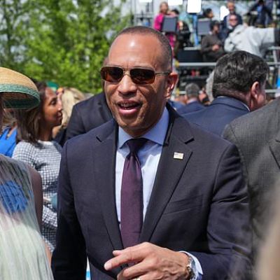 Democrats wrestle with race, populism and ideology in clashes with…