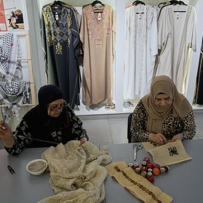 How some in Palestinian diaspora find connection, identity and…