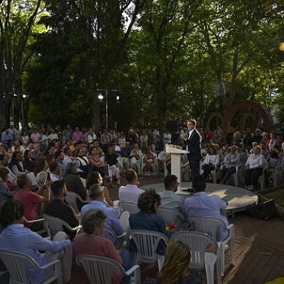 Spain conservatives entrust Feijóo, the boring guy who wins every…