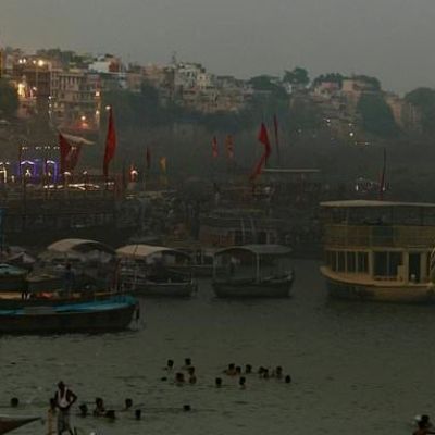 Modi loyalists in India’s Hindu holy city want more change