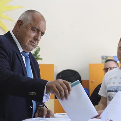 Bulgaria´s center-right party leads in both national and European…
