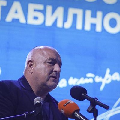 Bulgarians vote with little hope of breaking a political deadlock