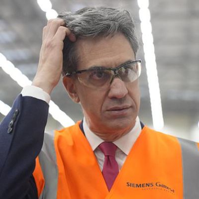 Ed Miliband defends blocking UK military action against Assad