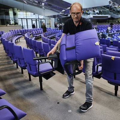 Take your seats, please: Germany’s parliament chamber is rearranged…