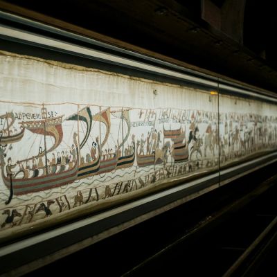 Visiting French president will join King Charles III and prime minister to see Bayeux Tapestry
