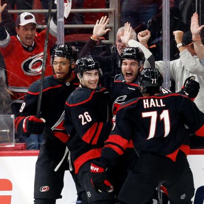 Martinook’s goal lifts Hurricanes past Senators 3-2 in 2OT after he misses rare OT penalty shot – RocketNews