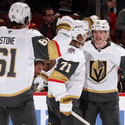 Golden Knights edge Blackhawks despite Donato’s hat trick | NHL.com