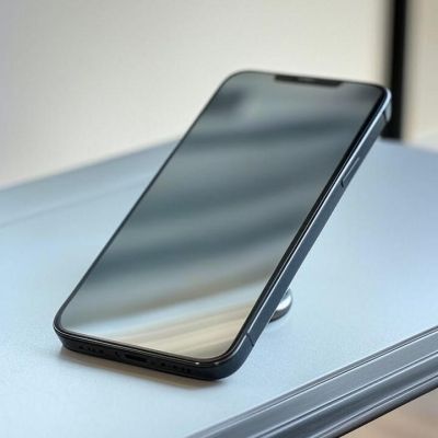 iPhone 17 Pre-Orders Surge, Delaying Air and Pro Models to October