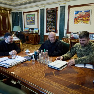 Ukraine prepares draft documents on security guarantees and war framework after Florida talks