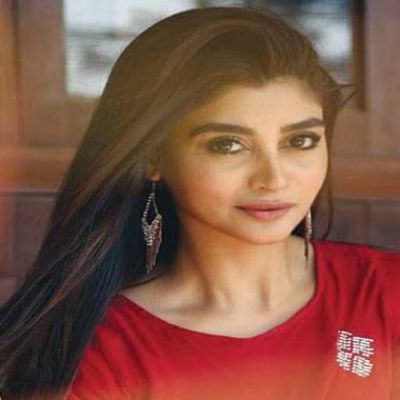 Zoya Nasir balances Basant tradition with responsibility
