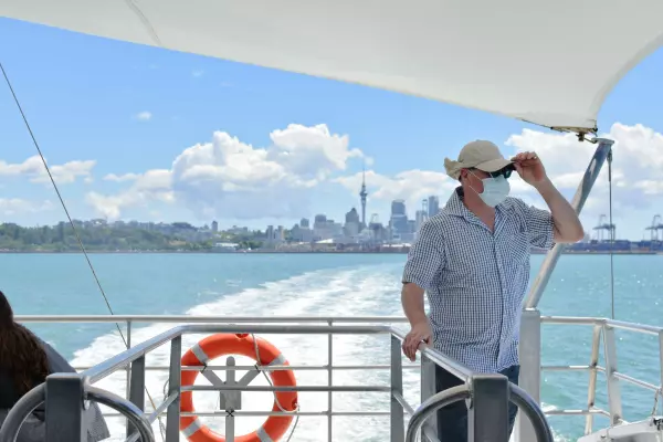 Outside Auckland, tourist operators ask 'where the bloody hell are ya?'