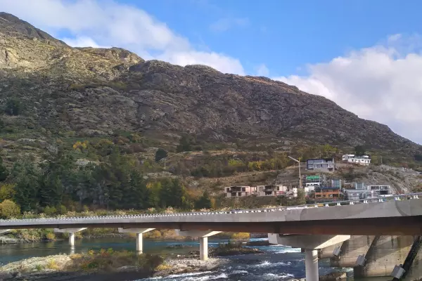 Red light on Queenstown’s Ladies Mile about to change