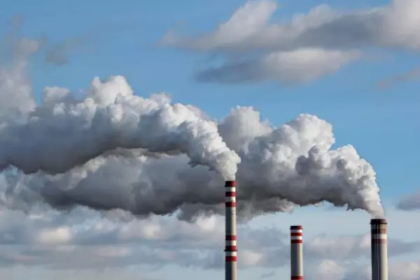 Carbon 'cap' price needs to be $140 a tonne by 2030 - Climate Commission