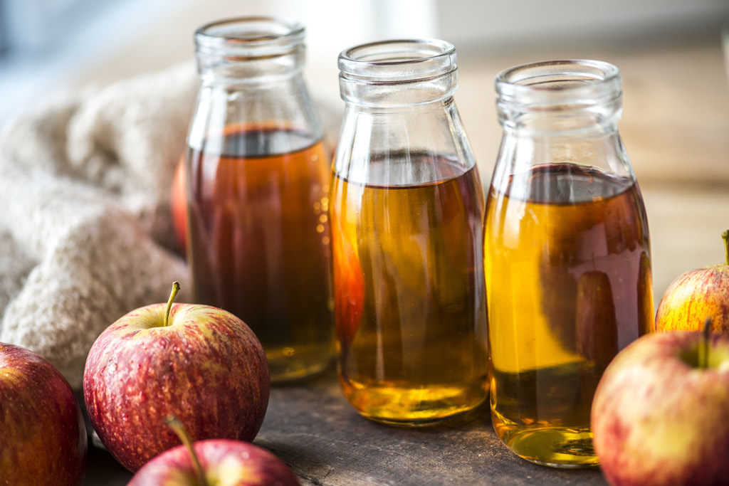 dog-natural-remedies-apple-cider-vinegar