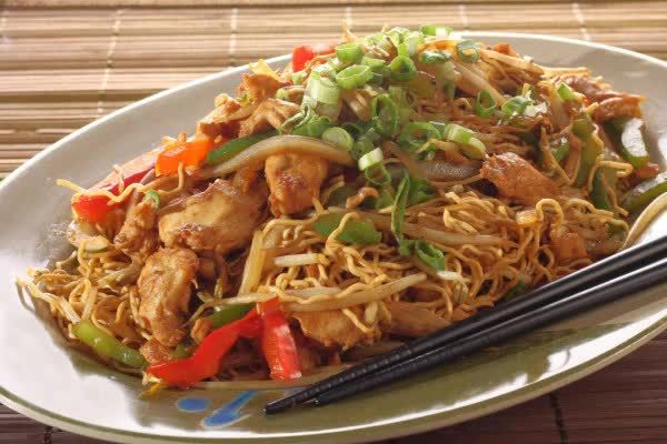 Chow Mien Ayam