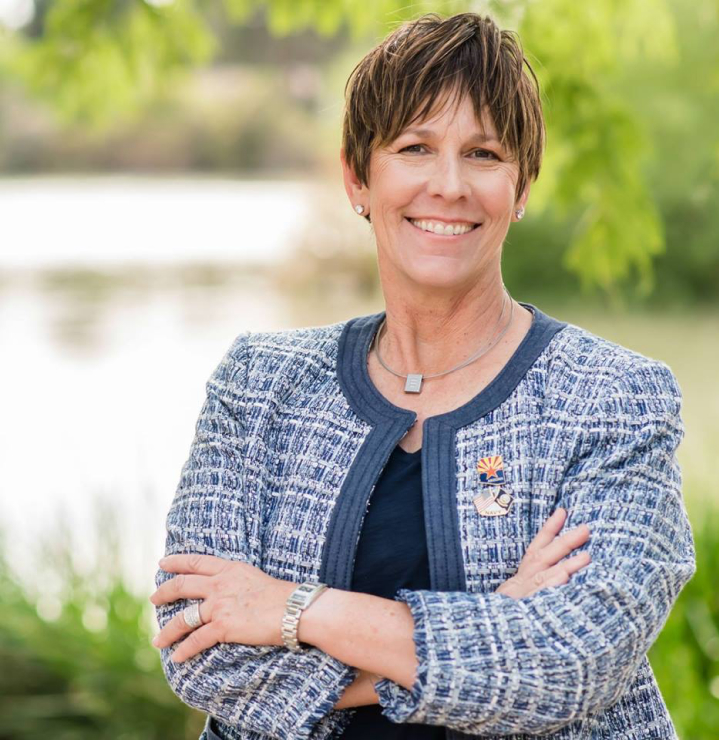 2020 House of Representatives Election AZ05 Politician Compare