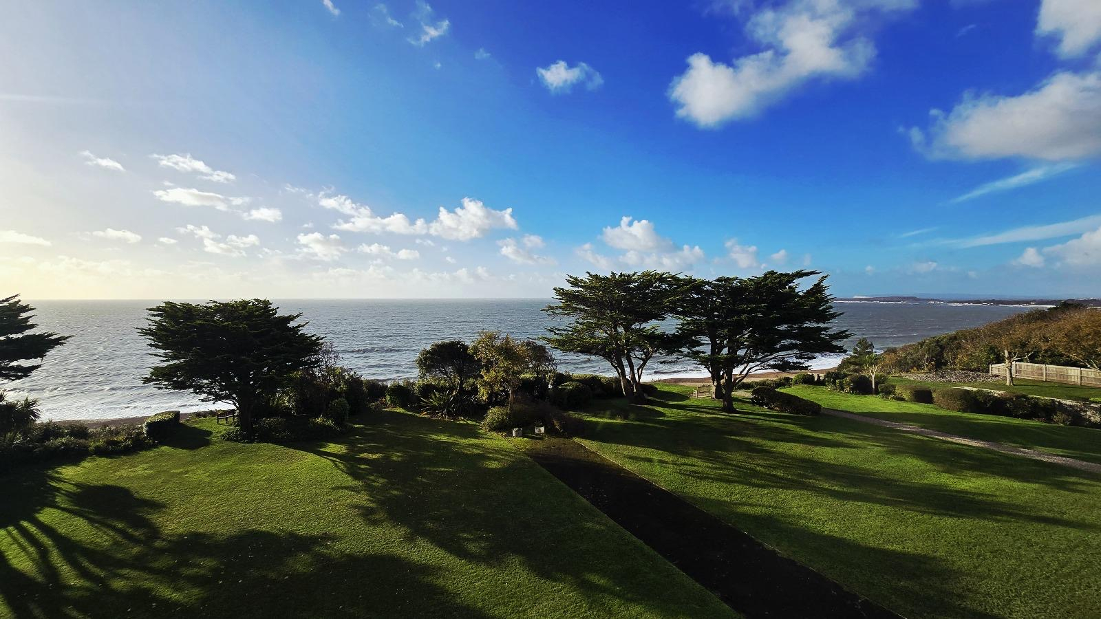 Palma Court, 19 Wharncliffe Road, Highcliffe, Dorset