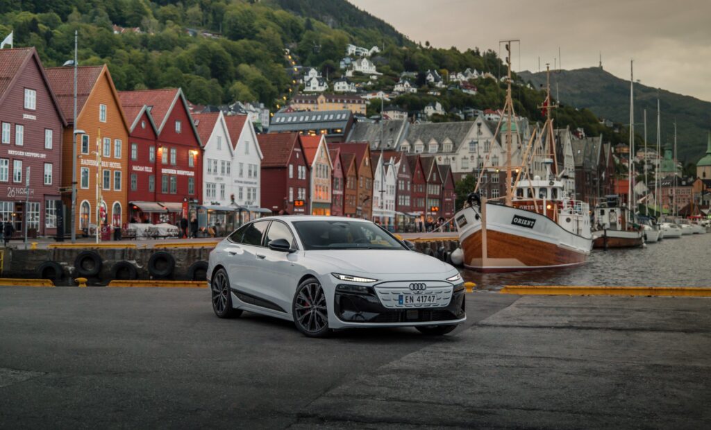 Audi A6 e-tron: 1.057 χιλιόμετρα χωρίς σταγόνα καυσίμου