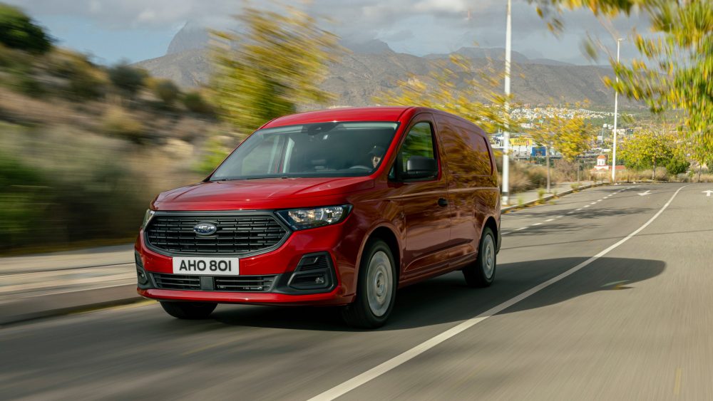 Ford: Μοναδικές προσφορές για τα επαγγελματικά Transit Connect, Transit και E-Transit