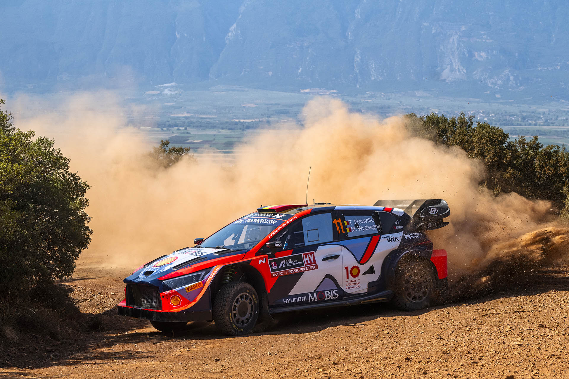 ΕΚΟ Ράλλυ Ακρόπολις 2024-ΕΔ11: Ο Neuville πολύ κοντά στο στόχο του – motorone.gr
