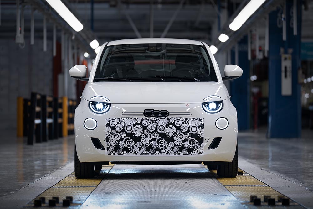 Έρχεται το νέο FIAT 500 Hybrid – trcoff.gr
