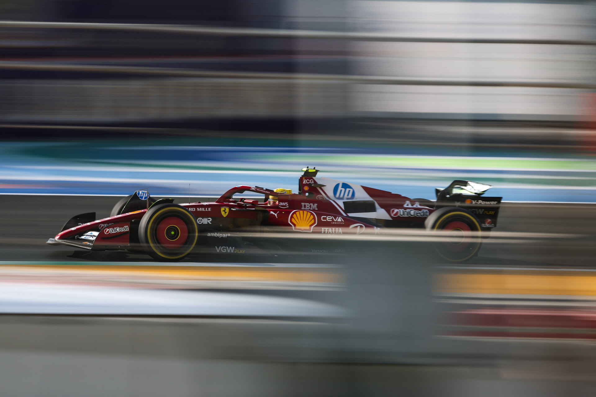 F1: Για πόσο θα συνεχιστούν οι δυσκολίες του Hamilton στη Ferrari; – motorone.gr