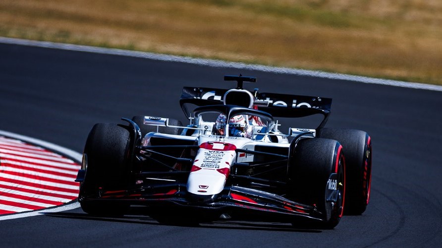 F1 – GP Ιαπωνίας: Ο Verstappen νικητής μπροστά από τις ΜcLaren