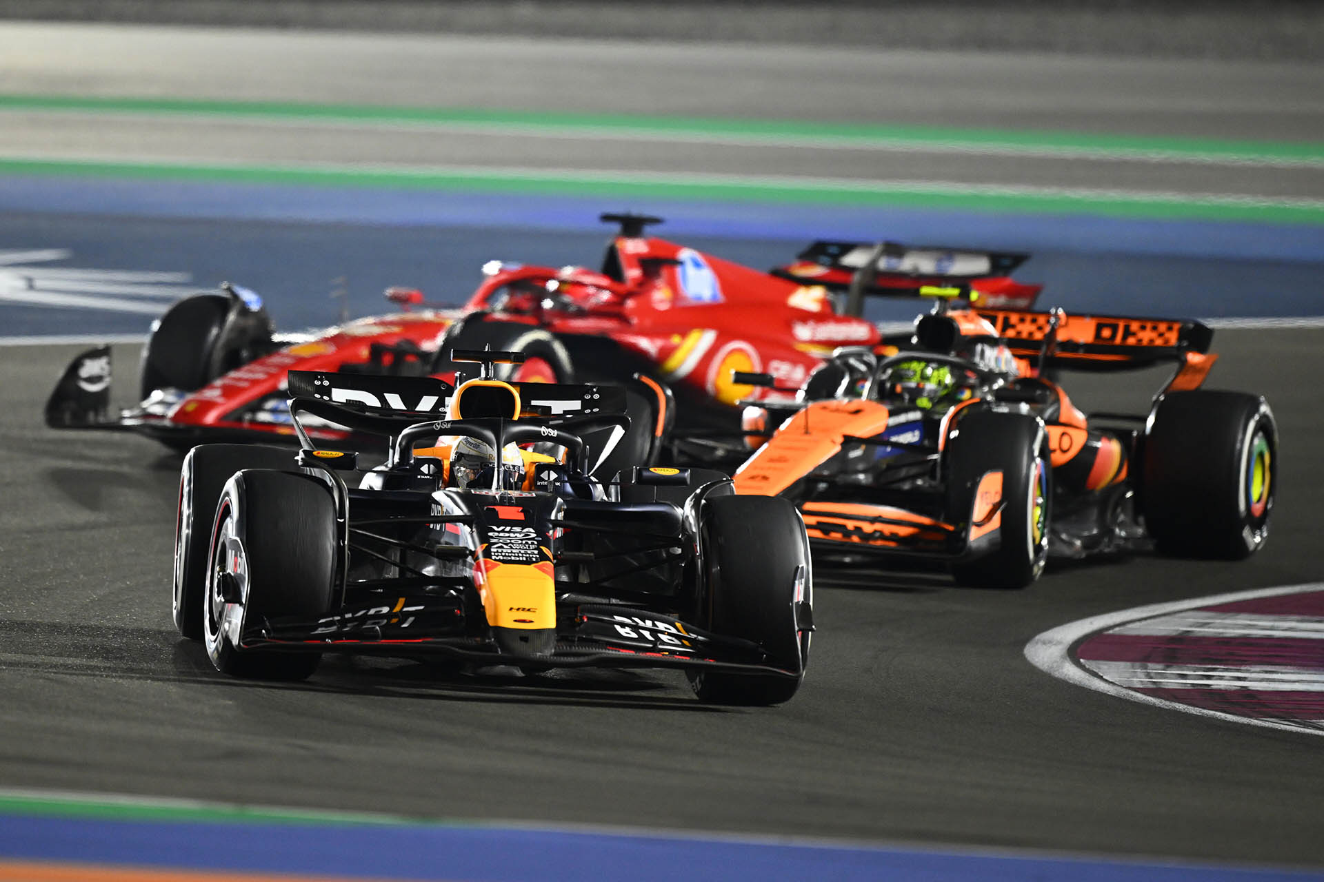 F1-GP Κατάρ: Νίκη για τον Verstappen, αυστηρή ποινή για τον Norris