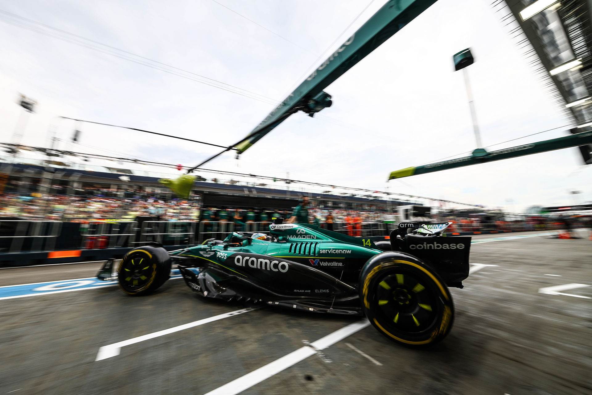 F1-GP Σιγκαπούρης FP1: Ο Fernando Alonso ταχύτερος