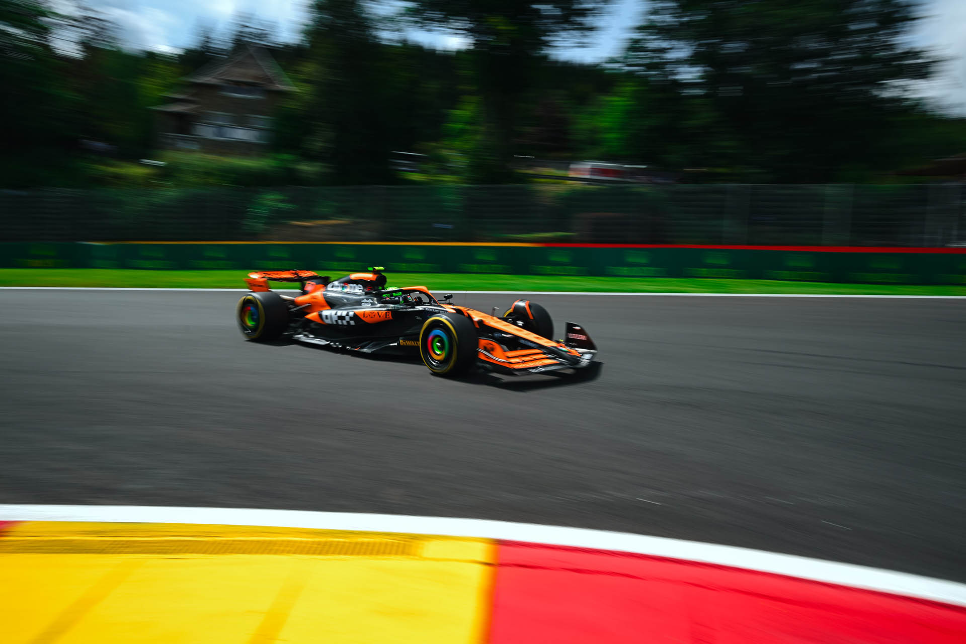 F1-GP Βελγίου FP1 & FP2: Η McLaren δείχνει δυνατή – motorone.gr