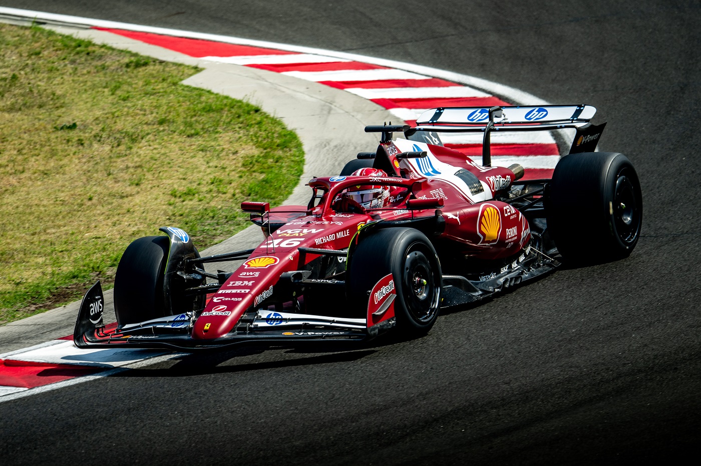 F1: H Pirelli δοκιμάζει τα ελαστικά του 2026