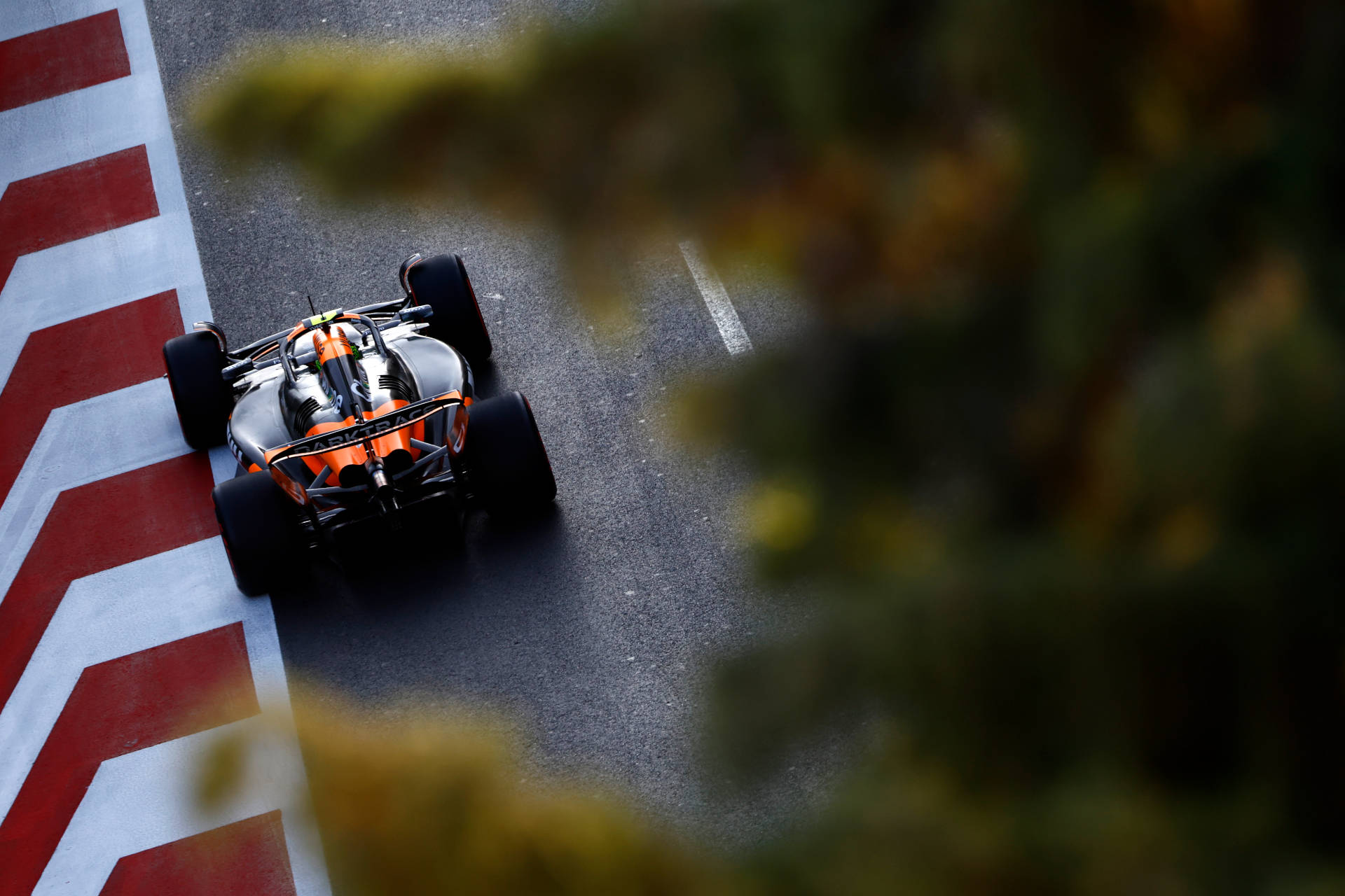 F1: Η FIA εξετάζει τις πίσω αεροτομές των μονοθεσίων – motorone.gr