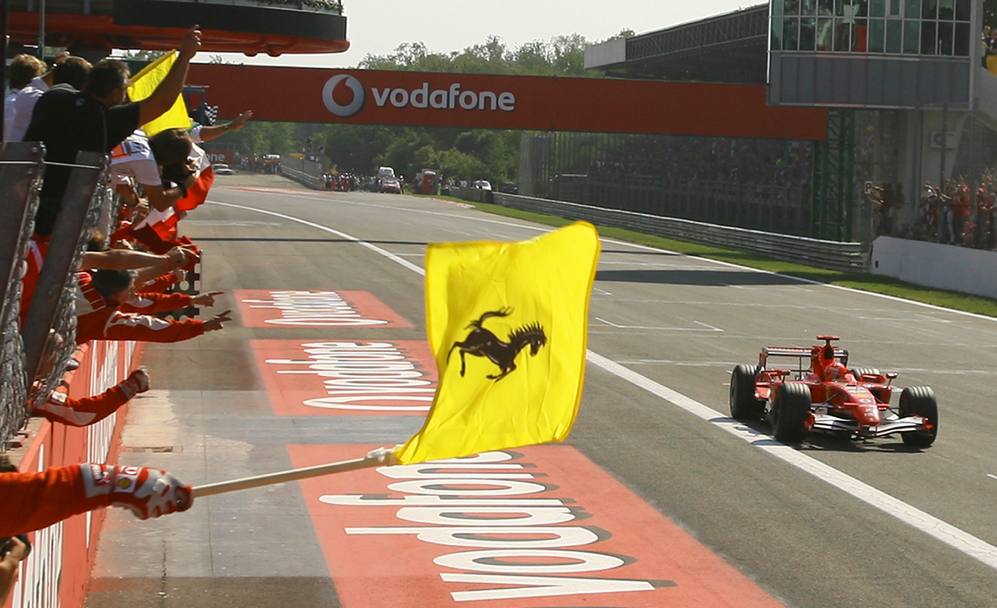 F1 – Οι παγκόσμιοι πρωταθλητές που αγωνίστηκαν για τη Ferrari