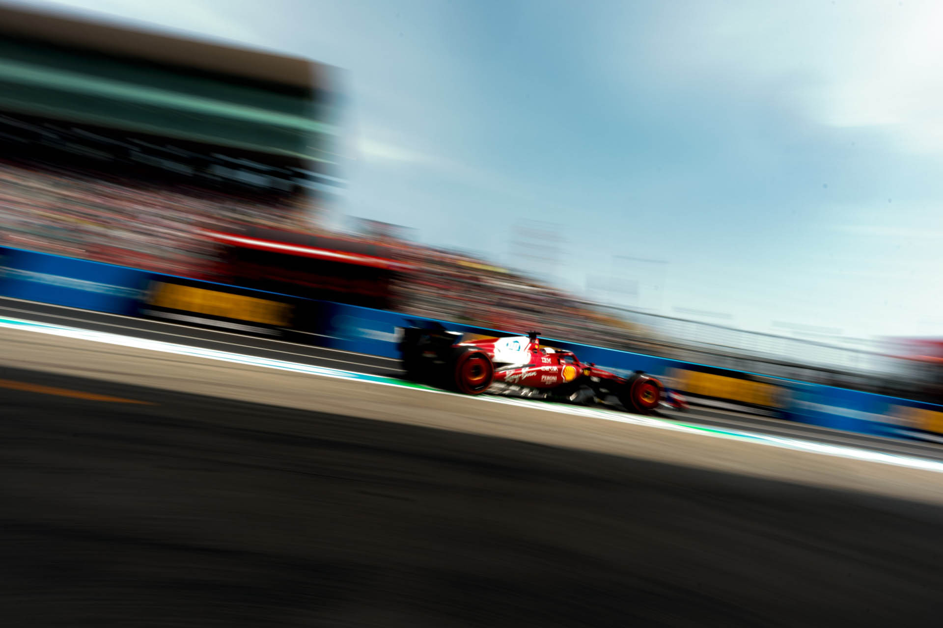 F1: Κρίσιμο το GP Μπαχρέιν για τις αποφάσεις στην εξέλιξη της Ferrari SF-25 – motorone.gr