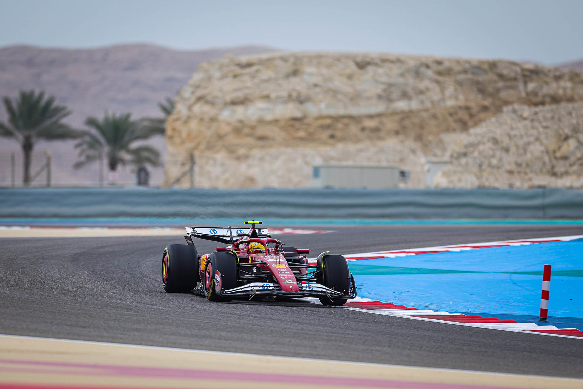 F1-Τεστ Μπαχρέιν 2Α: O Lewis Hamilton στην κορυφή των χρόνων – motorone.gr