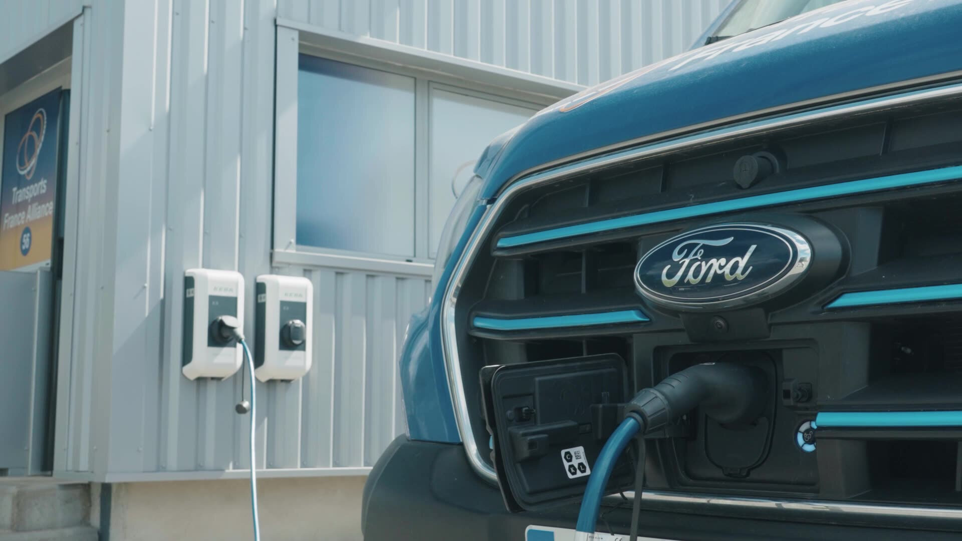 Ford Pro: Έως και 14.000 € εξοικονόμηση σε 3 χρόνια ανά ηλεκτρικό Van – motorone.gr