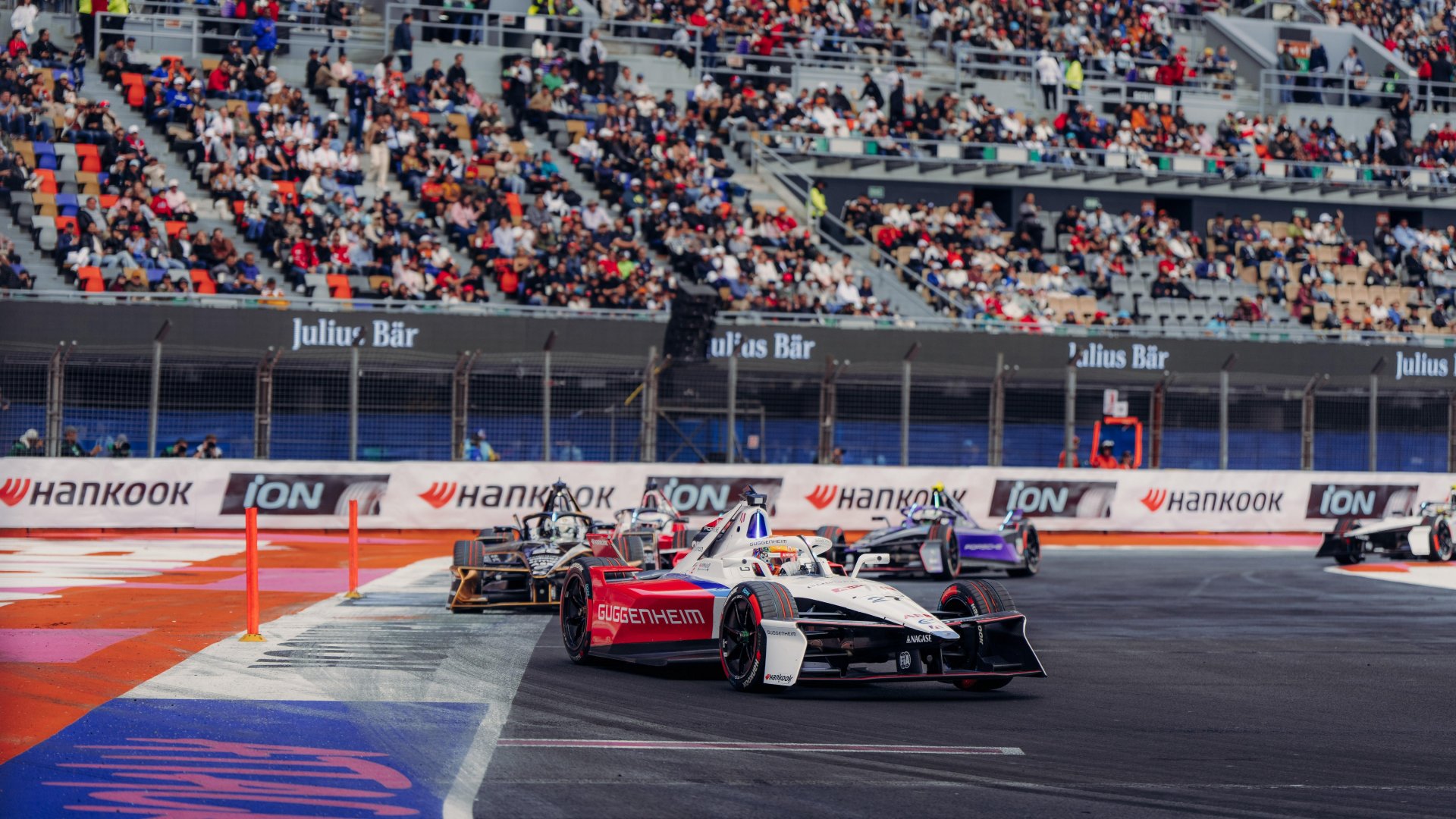 Formula E: Pit stop με ταχεία φόρτιση 600 kW στη Jeddah – motorone.gr