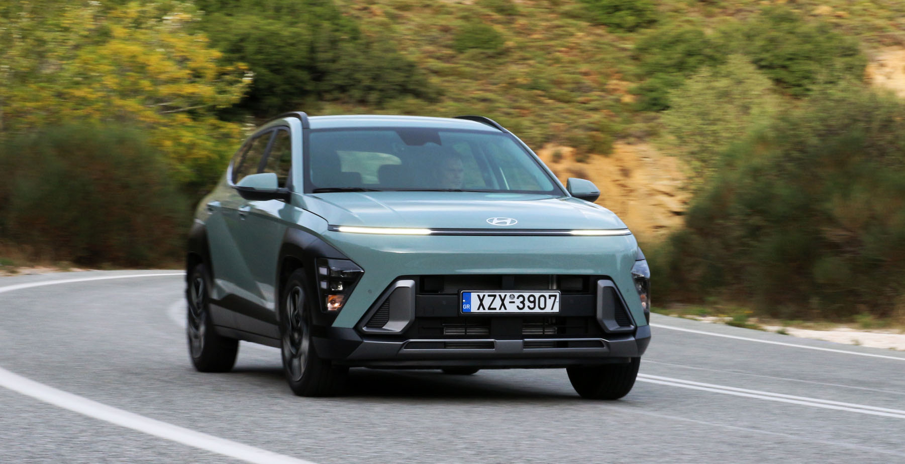 Hyundai Kona 1.0 120 PS 6MT 48V [test drive] | caroto.gr