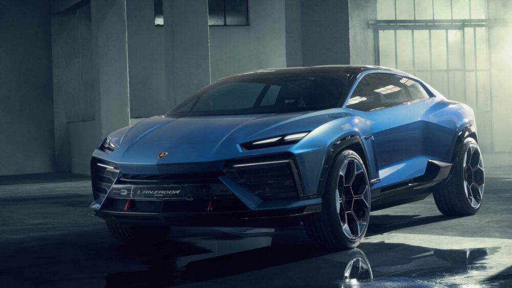 Η Lamborghini αναβάλει το ηλεκτρικό της μοντέλο