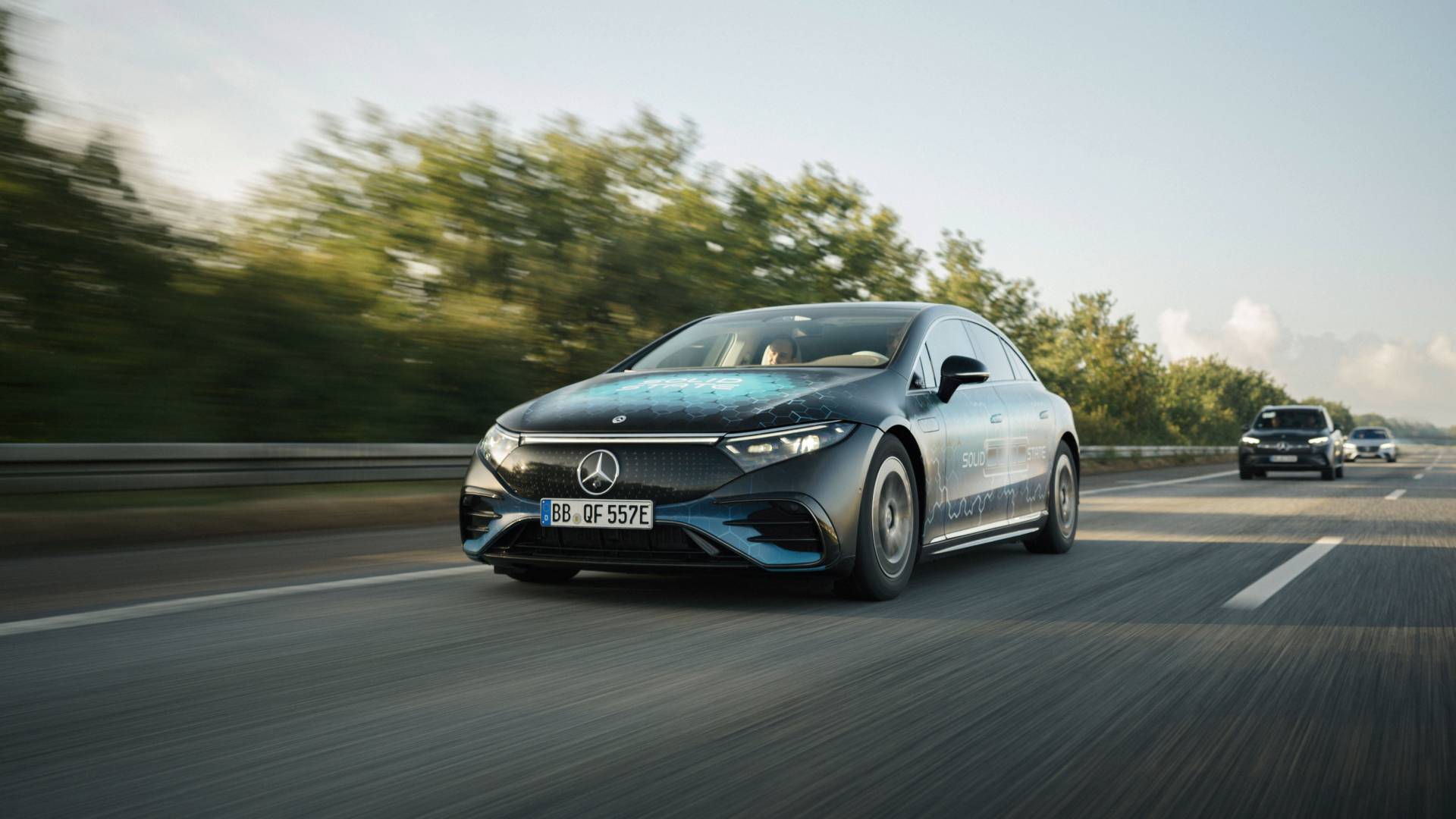 Οι νέες μπαταρίες της Mercedes που επιτρέπουν τη διάνυση 1.200 χλμ.