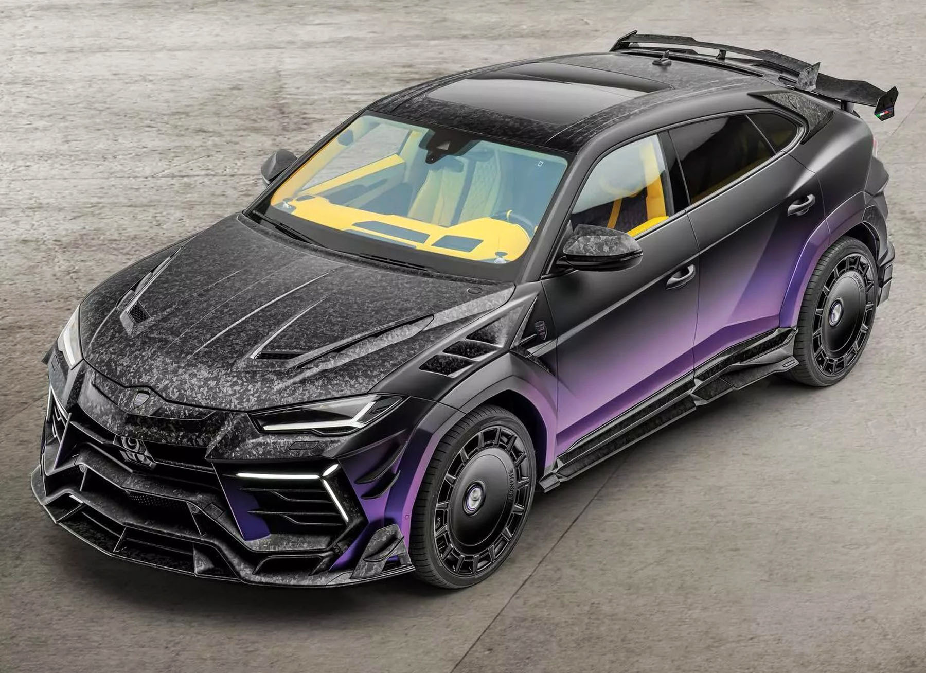Ζαλίζει με τα άλογα και τα χρώματά της η Urus της Mansory | caroto.gr