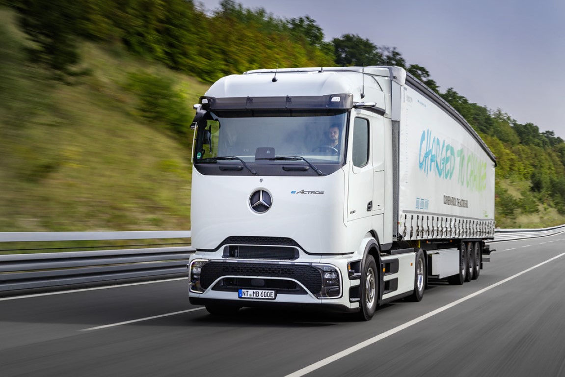 Η Mercedes-Benz Trucks γιορτάζει την παγκόσμια πρεμιέρα του eActros 600
