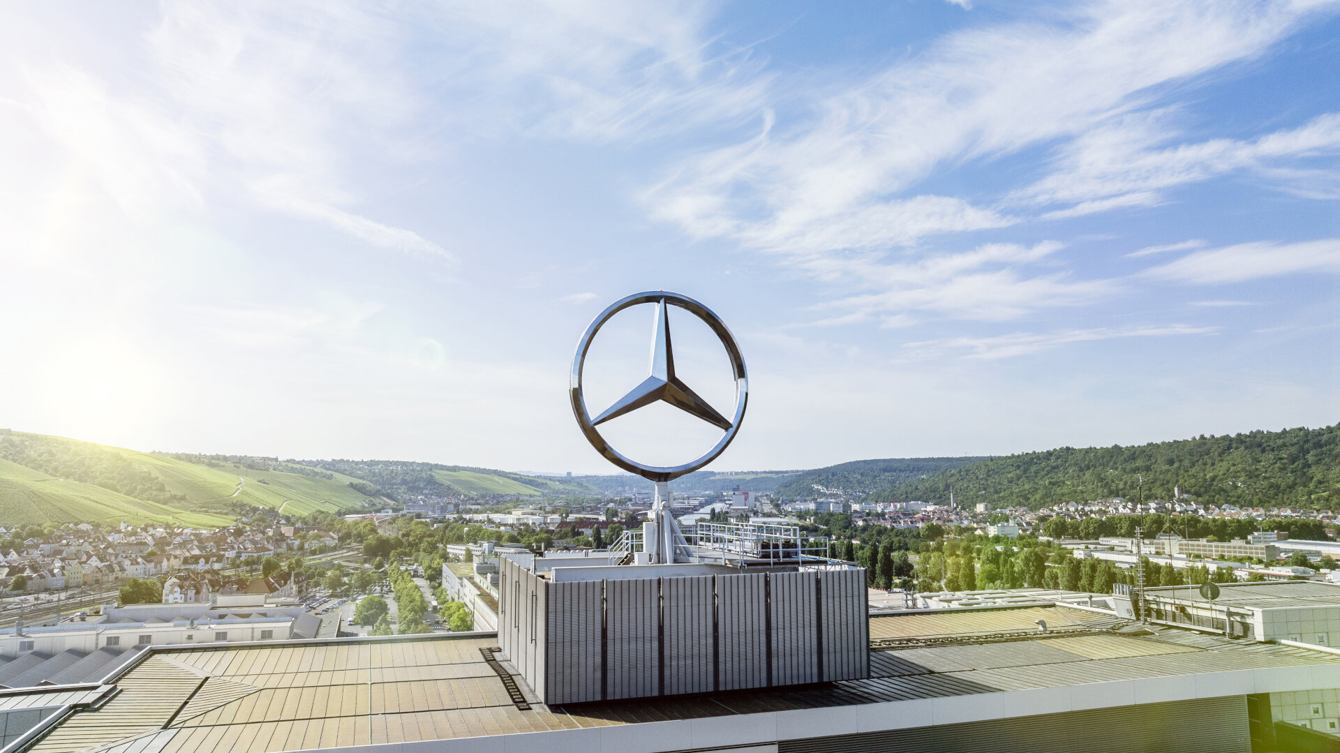 Mercedes-Benz: Η πρώτη αυτοκινητοβιομηχανία που προωθεί την πρωτοβουλία “Renewable Carbon Initiative”