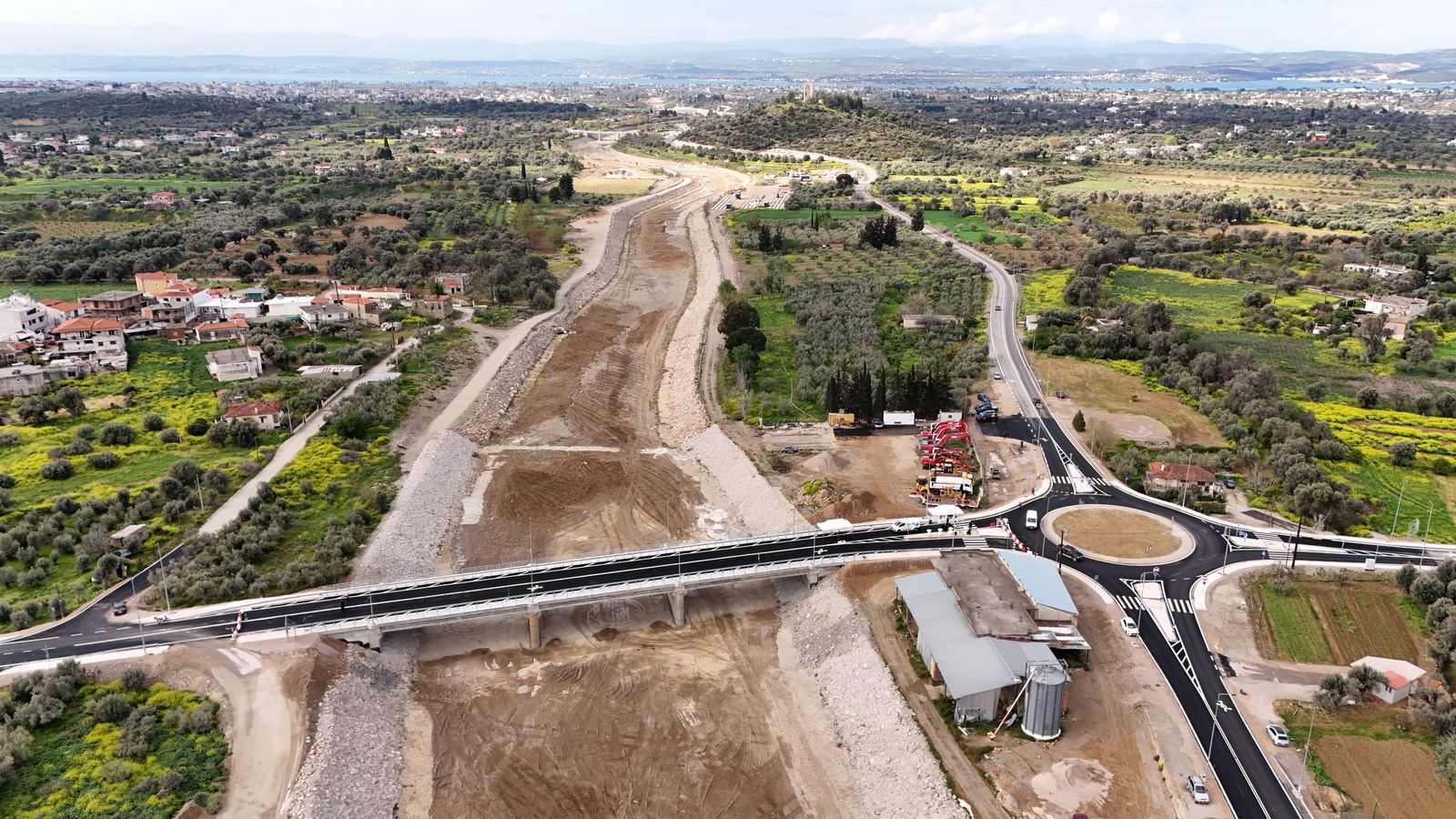 Παραδόθηκε στην κυκλοφορία η νέα γέφυρα στο Αφράτι Χαλκίδας